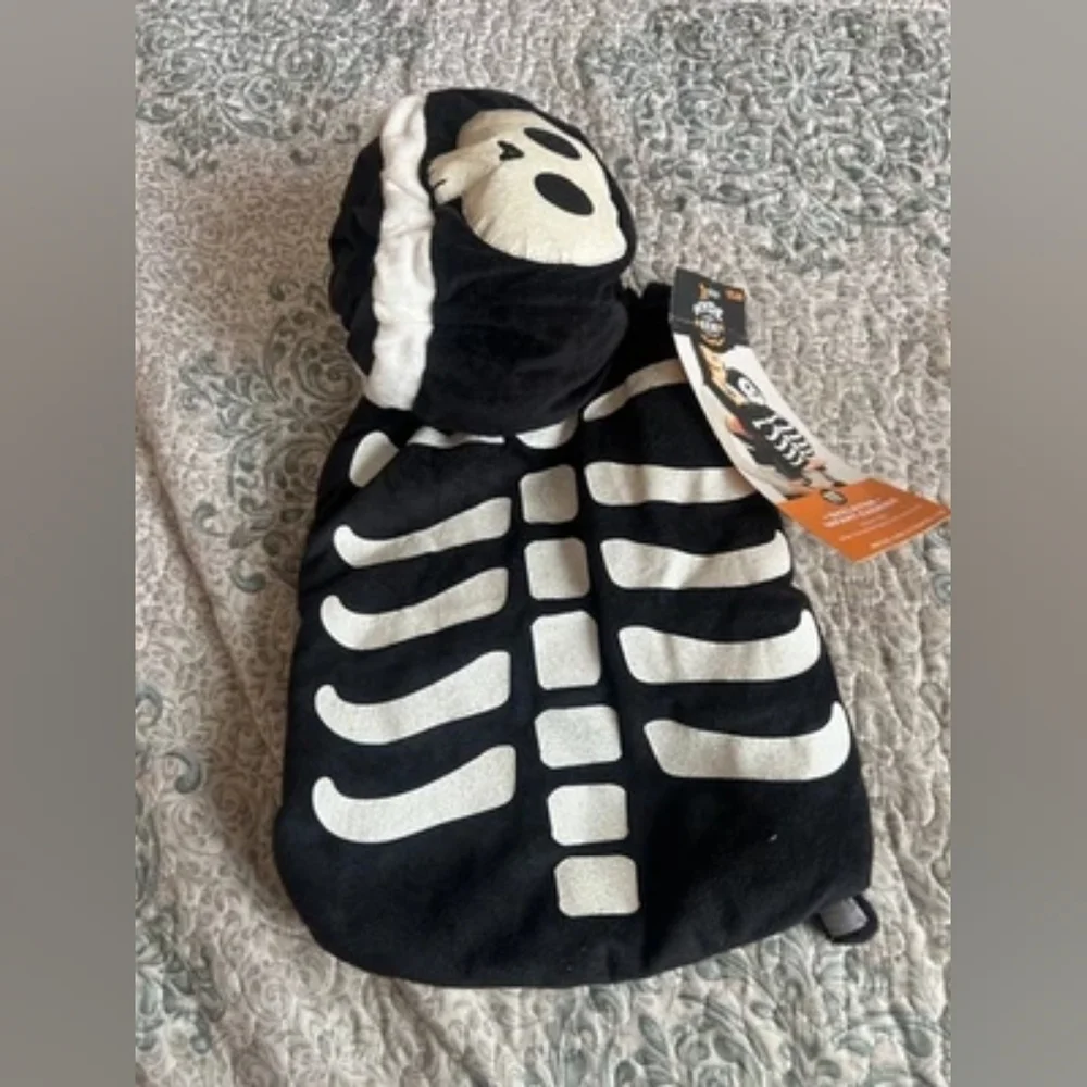 NWT Hyde and Eek Brand Skeleton Infant Carrier Halloween Costume 0-6 Months New!
